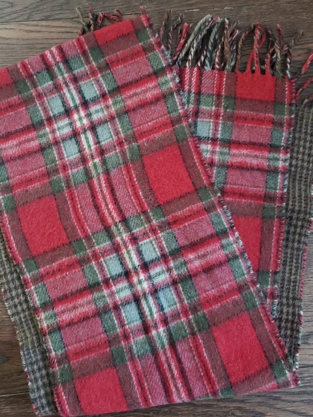 Ralph Lauren Red and Green Plaid Fringe Throw 100% Wool